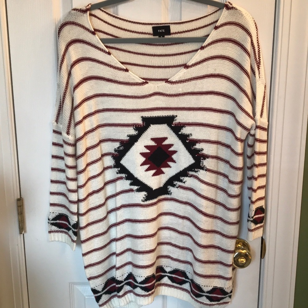 Fate tribal print sweater, 3/4 sleeves